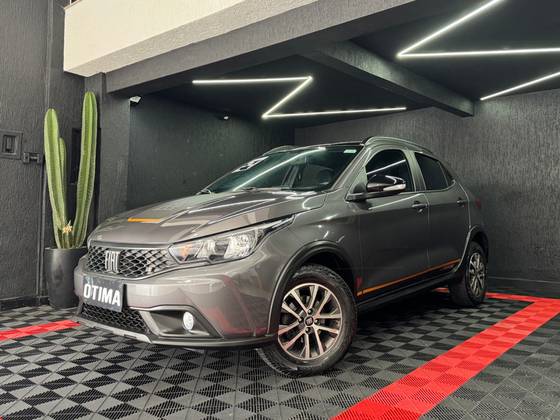 FIAT ARGO 1.3 FIREFLY FLEX TREKKING MANUAL
